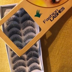 Lashes Chris cross